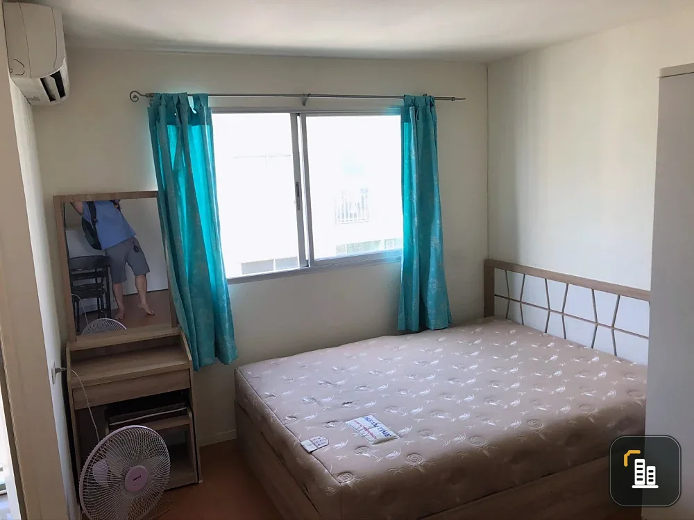 For sale: Lumpini Condo Town, Chonburi-Sukhumvit, 4th floor, fully furnished, ready to move in. Interested in owning one? Hurry and reserve now.