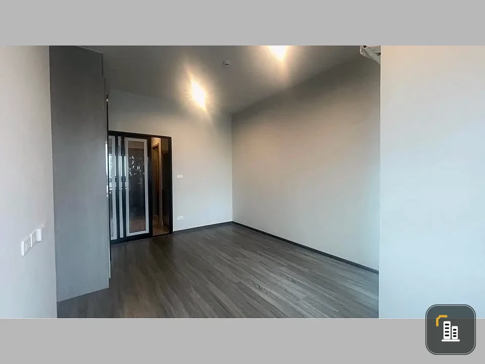 Selling down payment Ideo Ramkhamhaeng - Lam Sali Station, nice room, good location, comes with complete facilities, don't miss it.