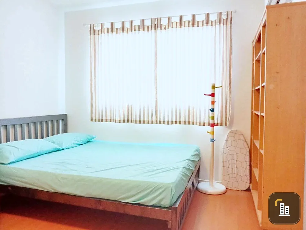 For sale: Lumpini Condo Town Romklao-Suvarnabhumi, 2nd floor, nice room, book now, don't miss out, urgent.