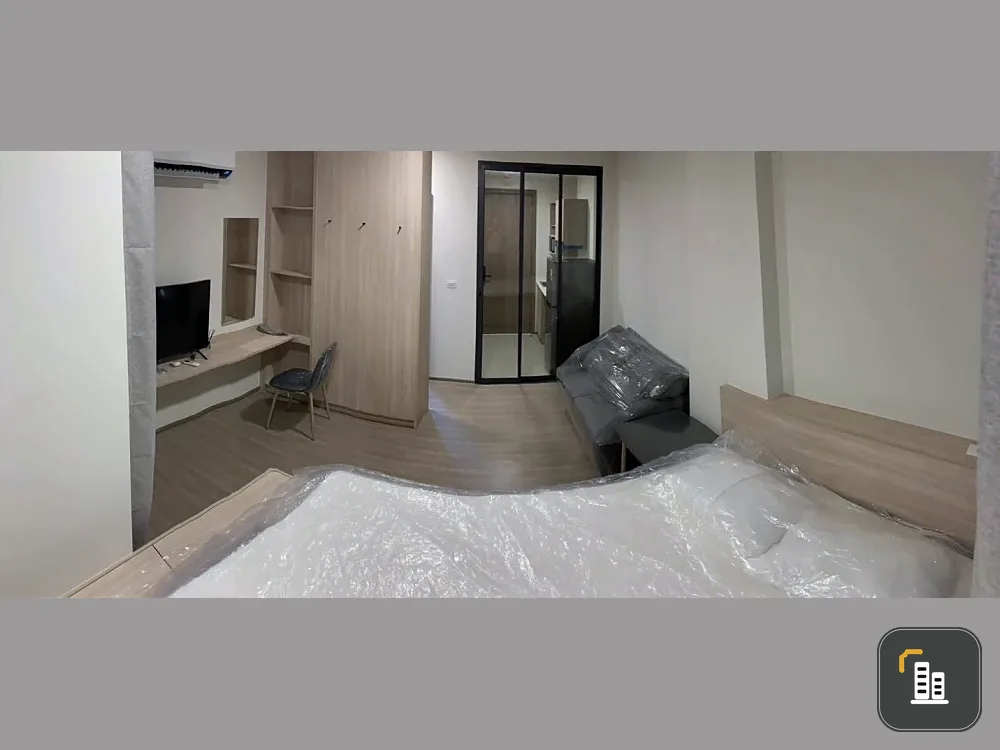 For rent: The MUVE Bangna, a nice room, fully furnished, swimming pool view, book now.