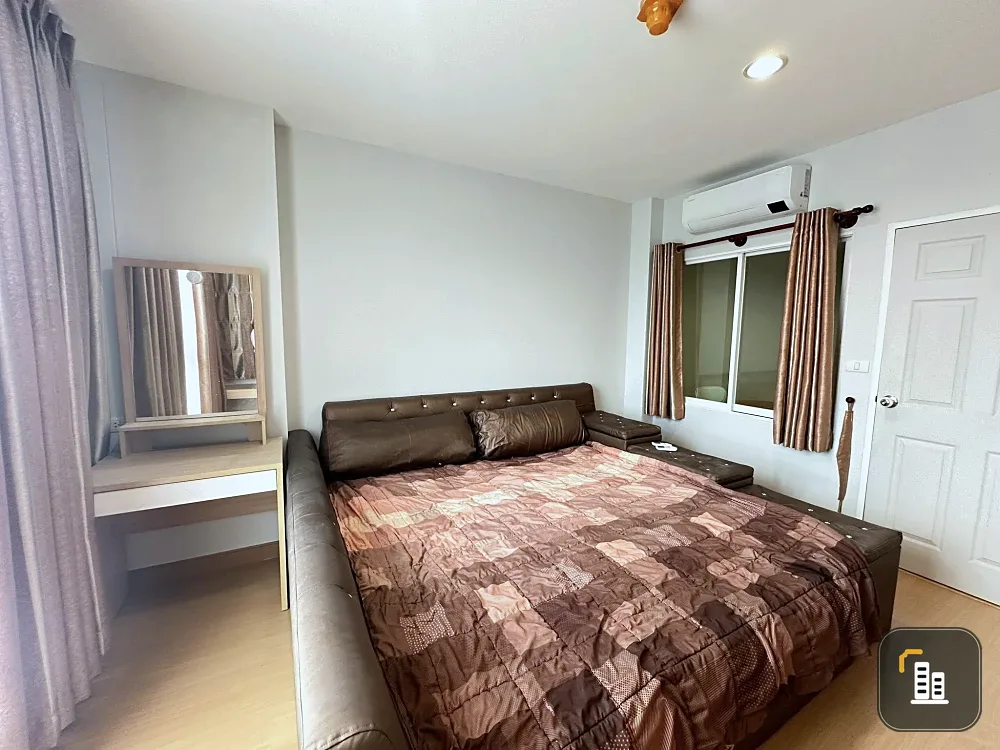 For sale: Life @ Ratchada-Huaikwang, 1 bedroom, 1 bathroom, fully furnished and equipped. Don't miss out!
