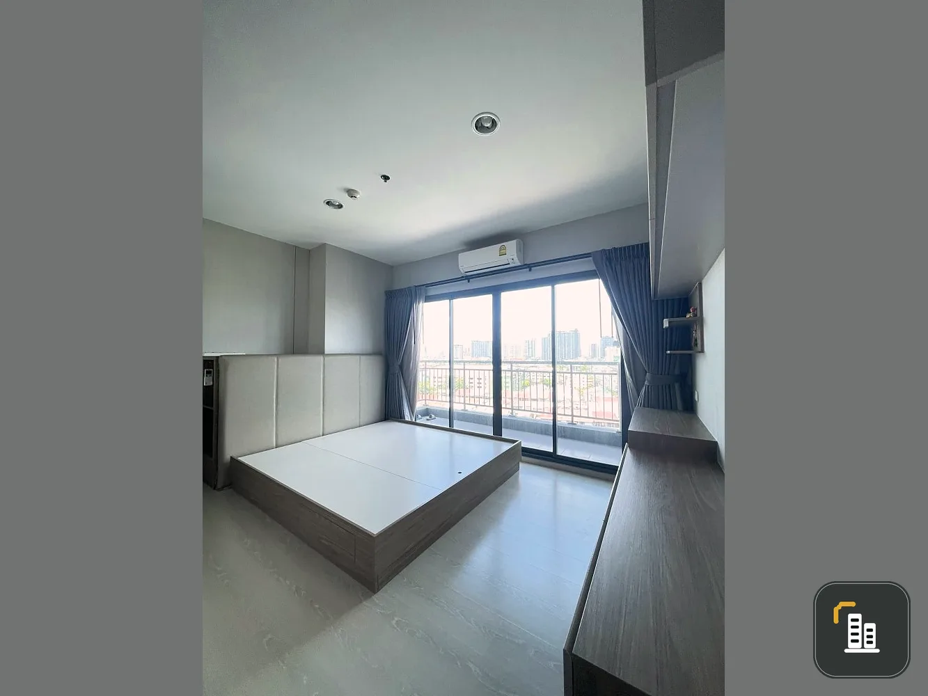 For sale, for rent!! Condo Ideo Tha Phra Interchange, 12th floor, city view, built-in furniture, hurry and reserve now!!