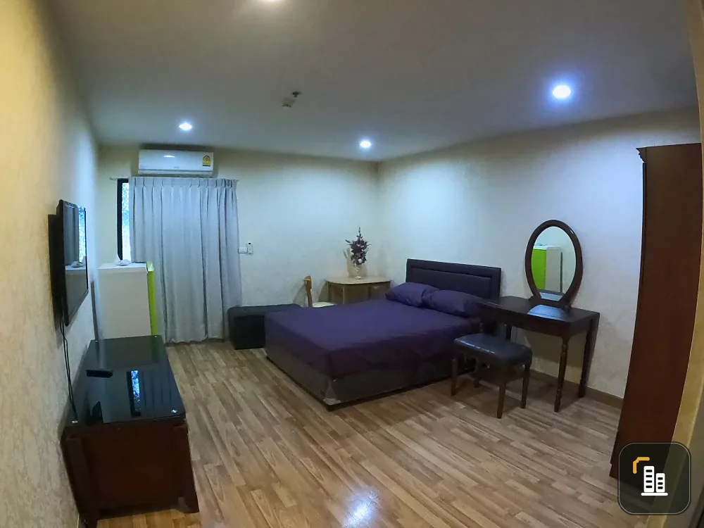 For sale: Regent Home 15 Changwattana, ready to move in, fully furnished, electrical appliances included. Buy now, don't wait.