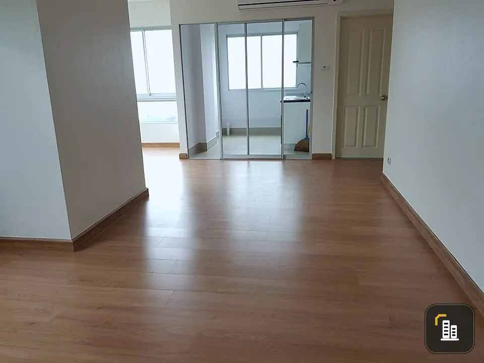 Condo for sale, Supalai City Resort, Phra Nang Klao-Chao Phraya Station, high floor, Chao Phraya River view, spacious room, comfortable, hurry and boo