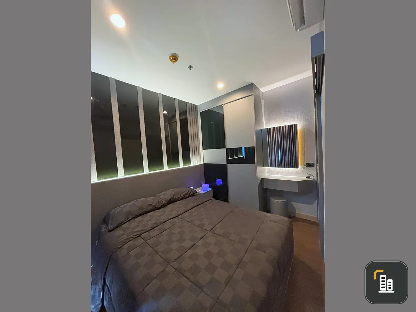 For sale, for rent The Grand Jomtien, spacious room, lots of usable space, built-in wall, great location, hurry and book now!