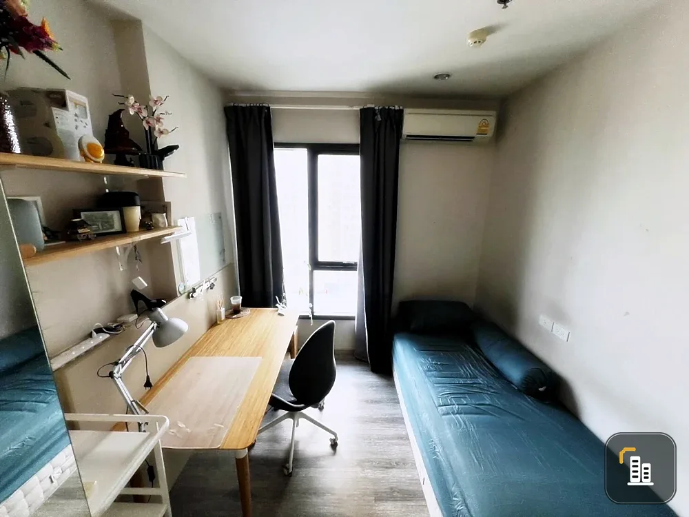 Urgent Sale!! Centric Ari Station Condo, 12A Floor, High-Rise Condo in the heart of Ari, near BTS, cafes, and restaurants. Reserve now!!