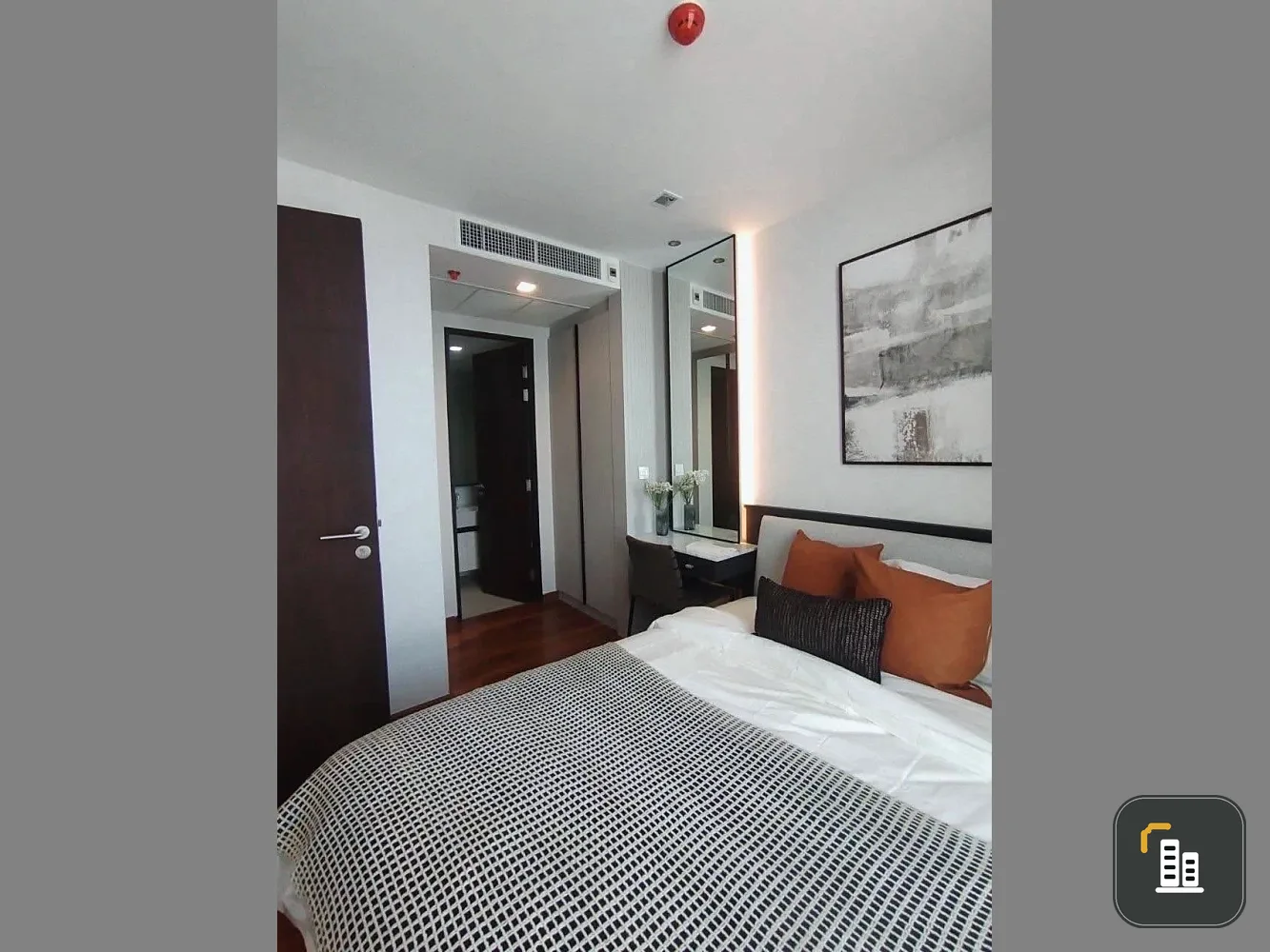 For rent: Wish Signature Midtown Siam, 1 bedroom, 1 bathroom, decorated in a controlled tone, has a private elevator, book now.
