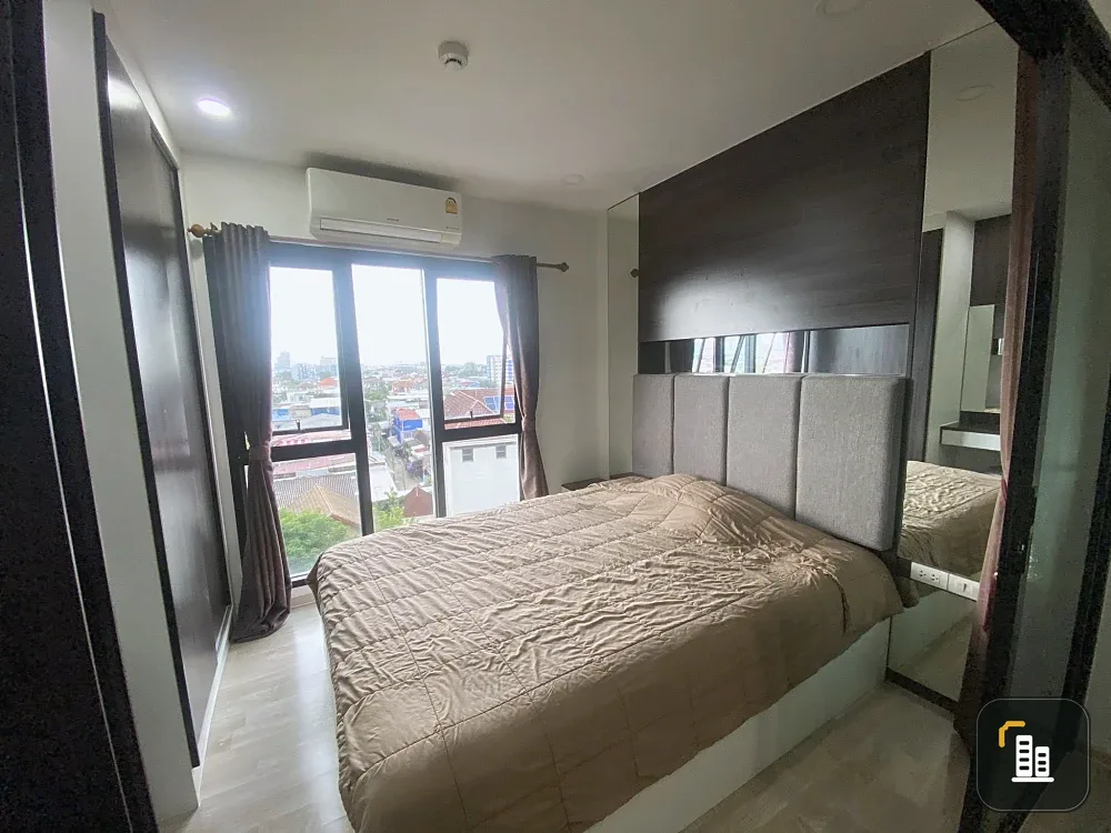 For sale: D Mark Condo Sutthisan, 1 bedroom, 1 bathroom, built-in headboard, great location, hurry and reserve now!