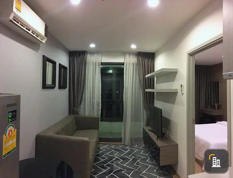 Don't miss, Ideo Wutthakat condo for sale, very beautiful room, very nice, 31st floor, pool view fully dressed ready