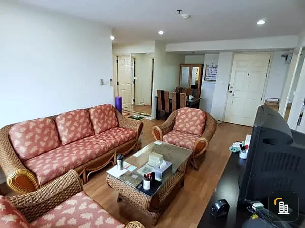 For sale: Lumpini Ville Sukhumvit 77, corner room with privacy, comes with a lot of usable space, reserve now!