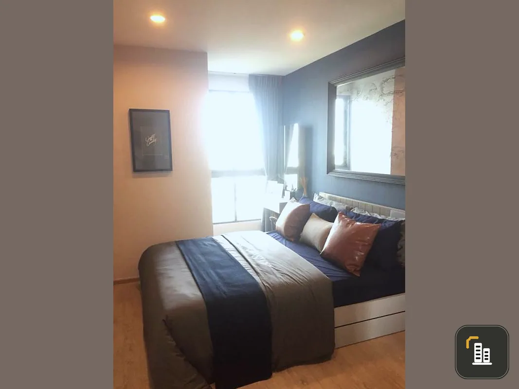 Urgent for sale, Ideo Wutthakat condo, 30th floor, city view. very beautiful at night Stylishly decorated room fully furnished ready