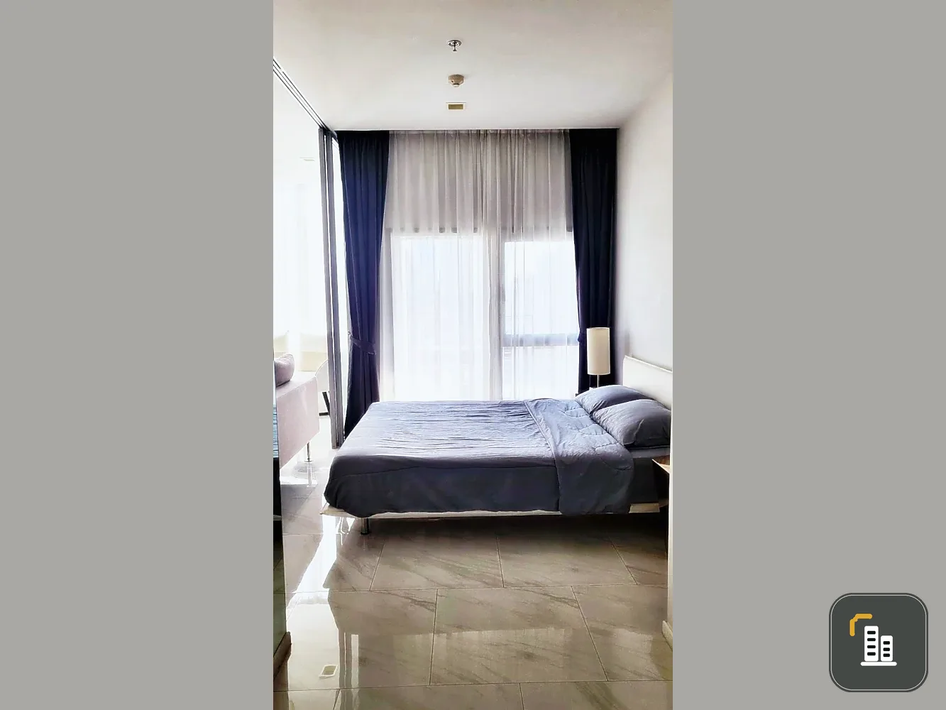 Urgent sale!! Condo Hyde Sukhumvit 11, 17th floor, beautiful room, fully furnished, bring your bags and move in, don't miss it!!