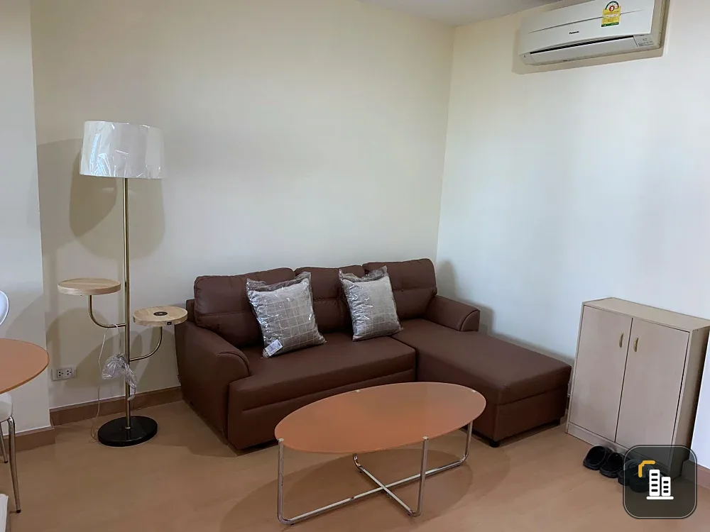 For sale: Life @ Ratchada-Huai Khwang, plenty of usable space, comfortable living, not cramped, complete electrical appliances, interested in booking