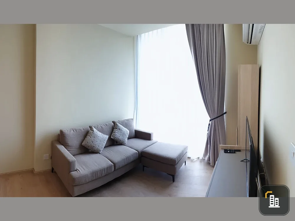 For rent: Noble Recole Sukhumvit 19, spacious room, airy and comfortable, simply decorated, fully equipped, book now.