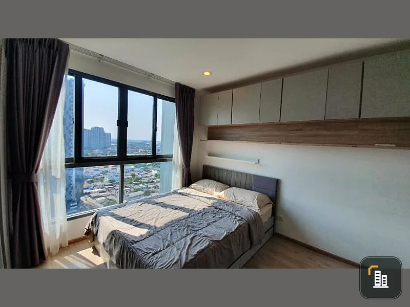 Urgent sale, Ideo Condo, Wutthakat, beautiful room, ready to move in. Built-in furniture in the whole room, complete electrical appliances, book now