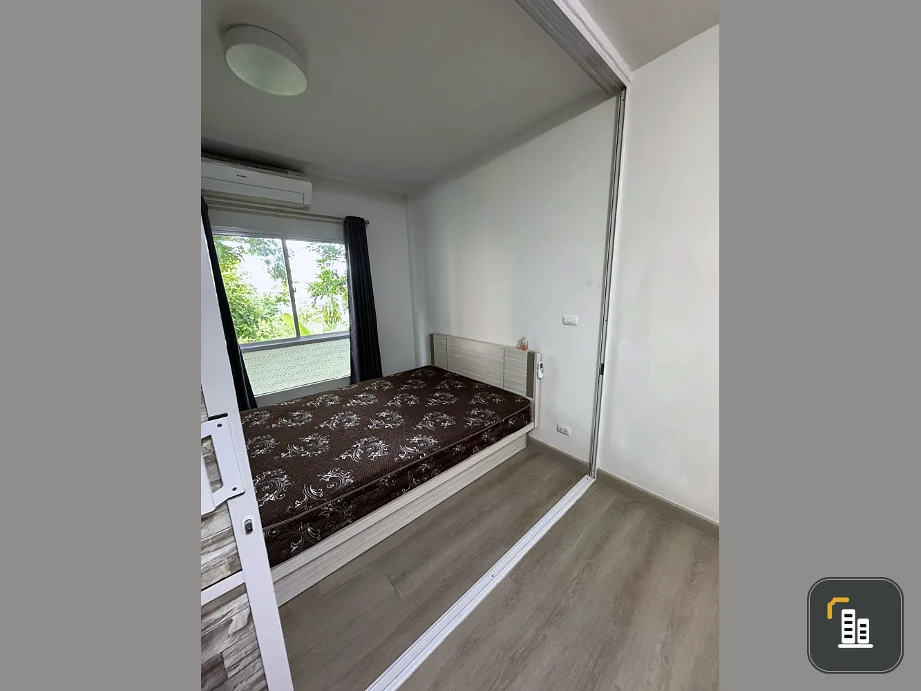 UNIO Charan 3 for sale, nice rooms, good location, comes with complete facilities. Don't miss out on this great deal.