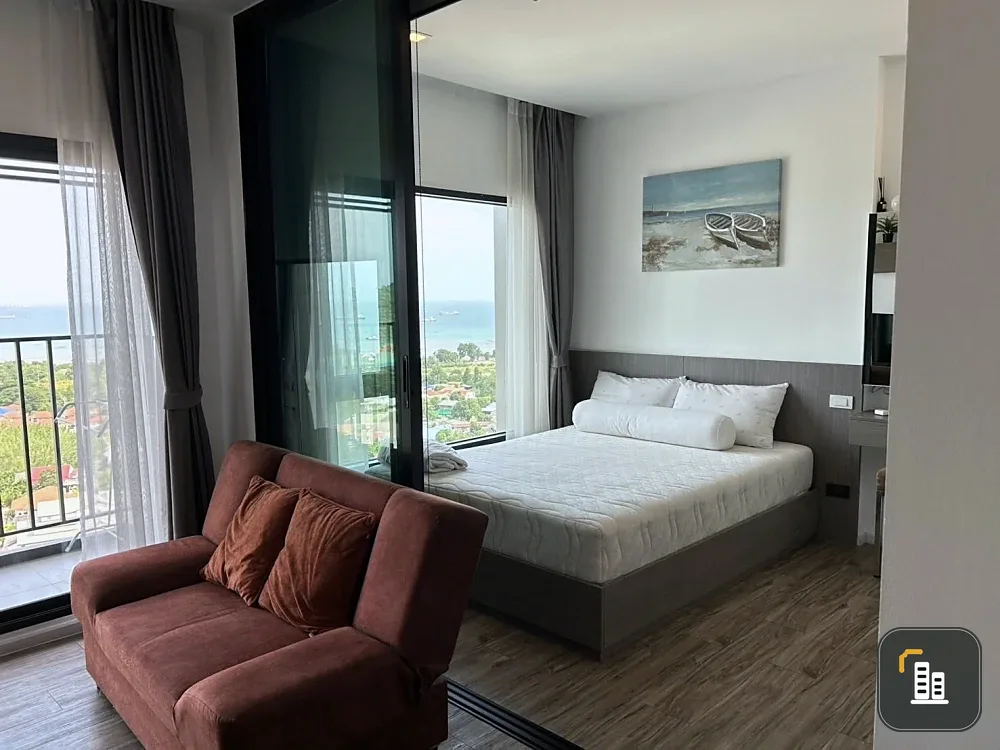 For rent: Knights Bridge the Ocean Sriracha, 17th floor, beautiful sea view, fully furnished, must reserve.