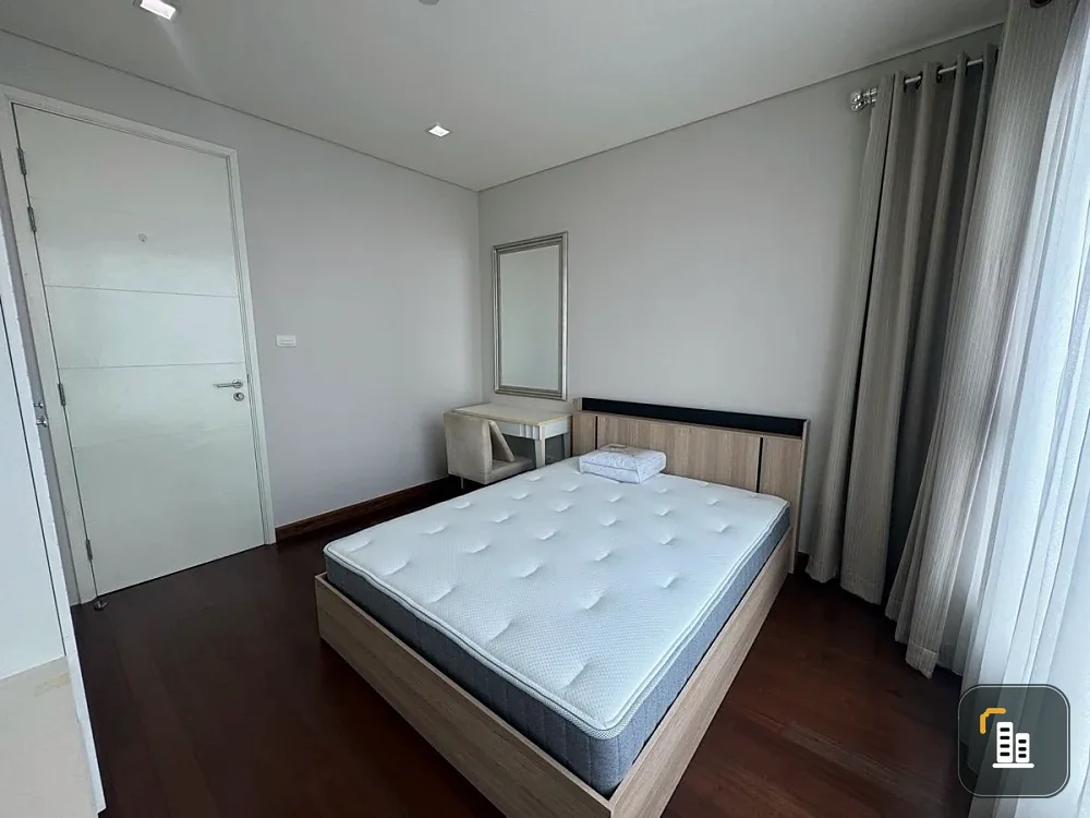 For rent: IVY THONGLOR, 9th floor, fully furnished room, move in ready. Reserve now, don't miss out!