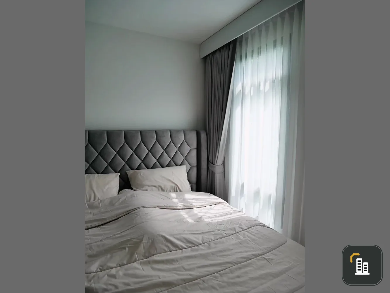 For sale: Aspire Asoke-Ratchada, ready to move in, fully furnished, with all appliances. Buy now, don't miss out!