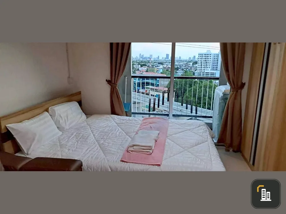 For rent: Asakan Place Srinakarin, Studio room, view of the Yellow Line, fully furnished and equipped, just bring your bags and move in.