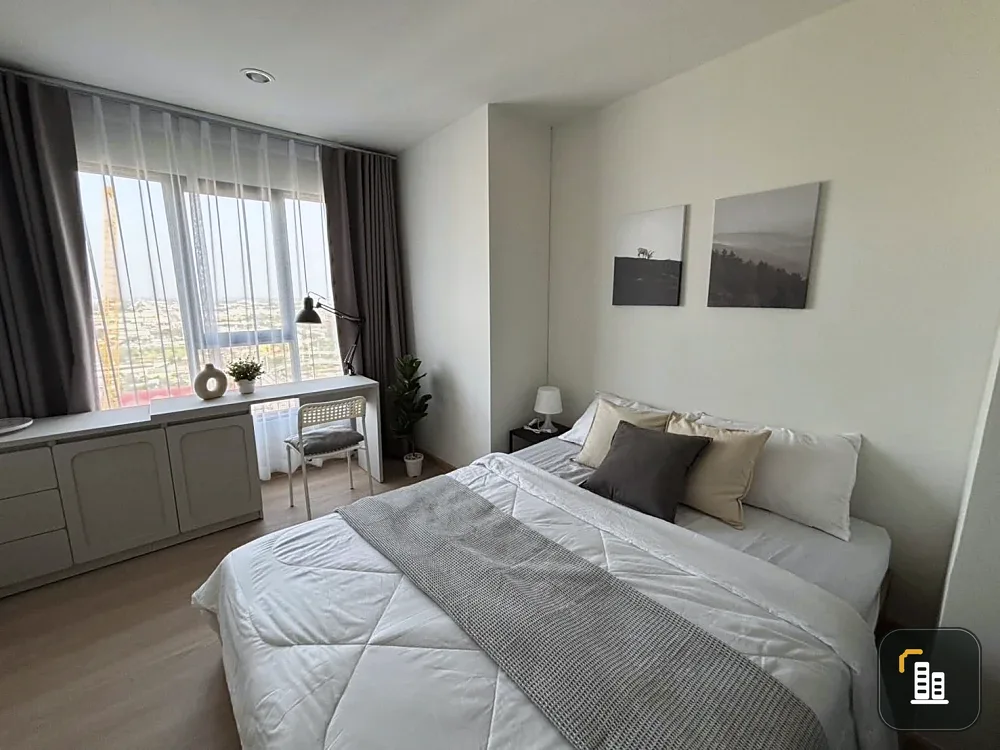 Terra residence for rent, corner room with privacy, decorated in a controlled tone, comes with complete amenities, don't miss it.