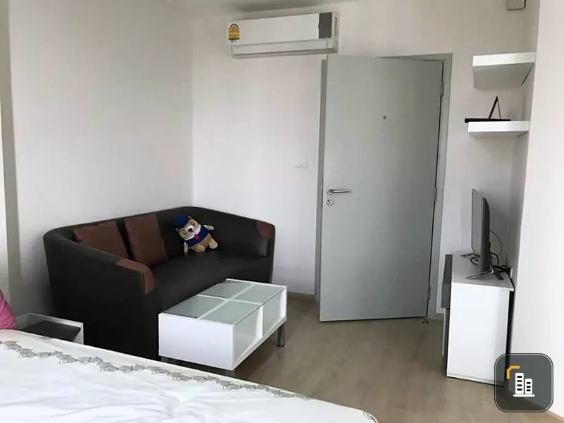 Ideo Sathorn-Thaphra for sale. 18th floor, great view The room is beautiful, good looking, stylish, fully furnished. So good, don't miss it.