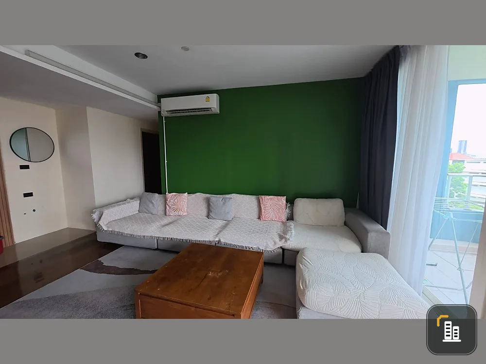 Luxury condo for sale, Watermark Chao Phraya, spacious room, comes with complete facilities, buy now.