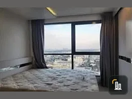 For sale: Ideo Mobi Sukhumvit, studio unit, very high floor, nano tile floor. Reserve now, don't delay.