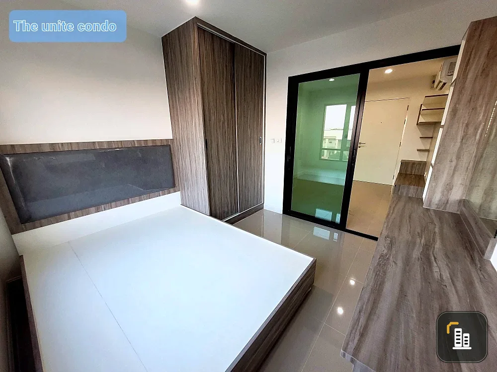 Urgent sale! The Unite Condo Onnut-Pattanakarn, ready to move in, fully furnished, decorated and well built-in. Buy now!