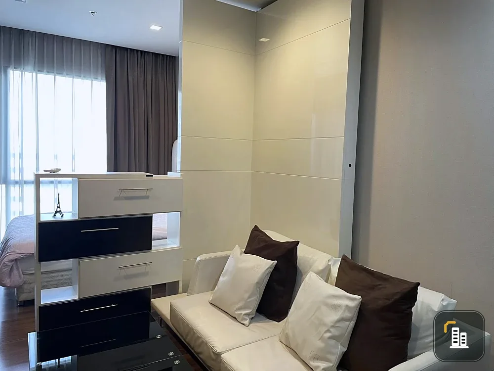For rent: Ivy Ampio Ratchada, high floor, ready to move in, fully furnished. Reserve now, don't miss out!!!