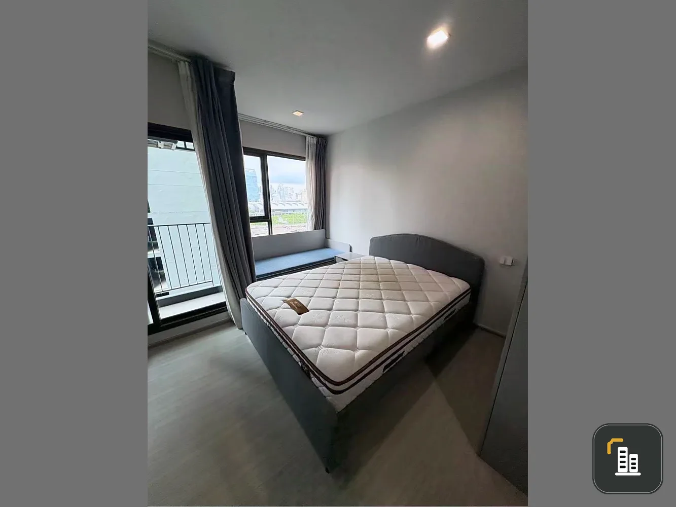 For rent: Life Asoke-Rama 9, ready to move in, high floor, fully furnished, reserve now!!!