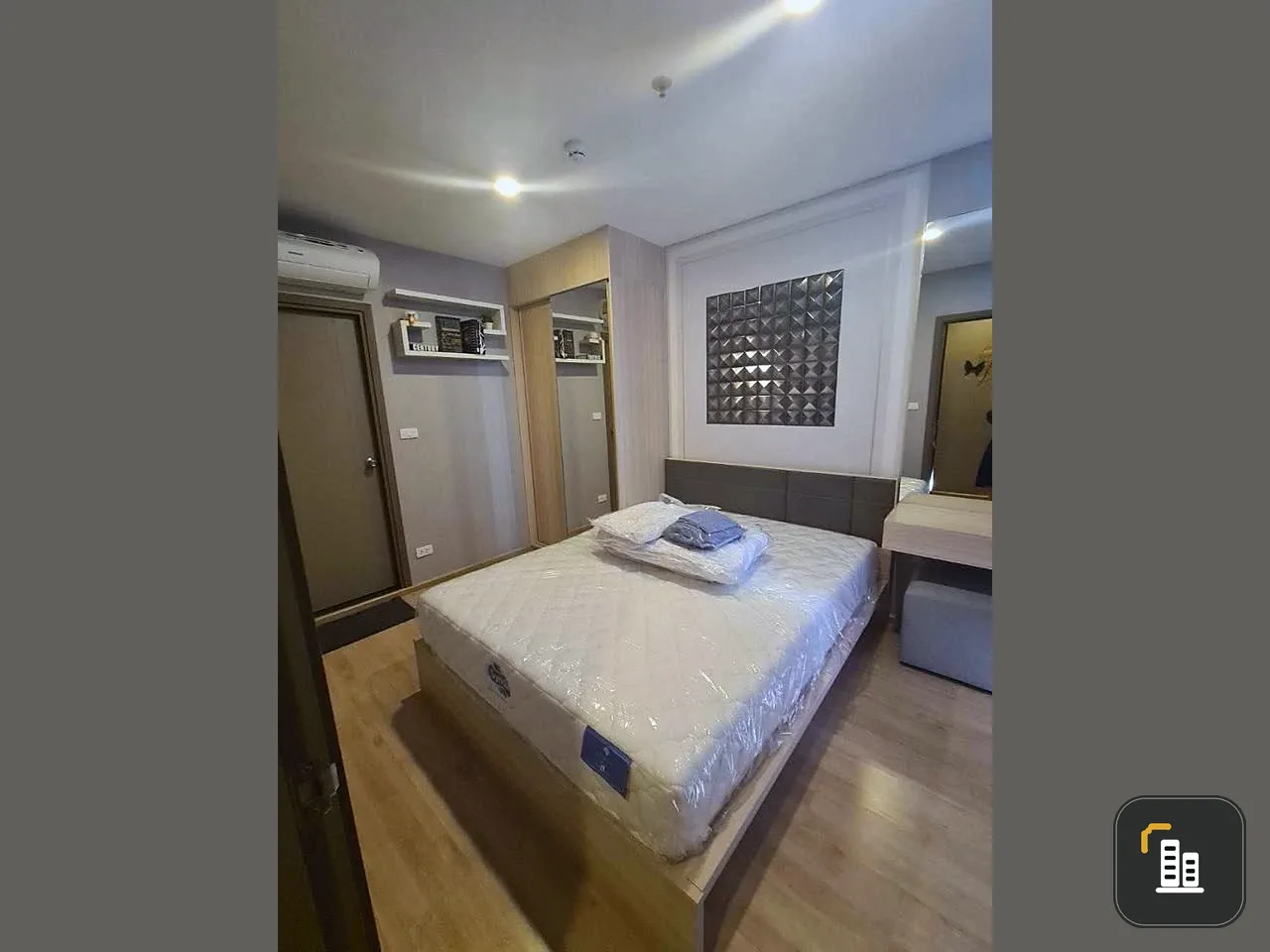 For rent: Ideo O2, spacious room with plenty of usable space, comes with complete amenities, just bring your bags and move in!