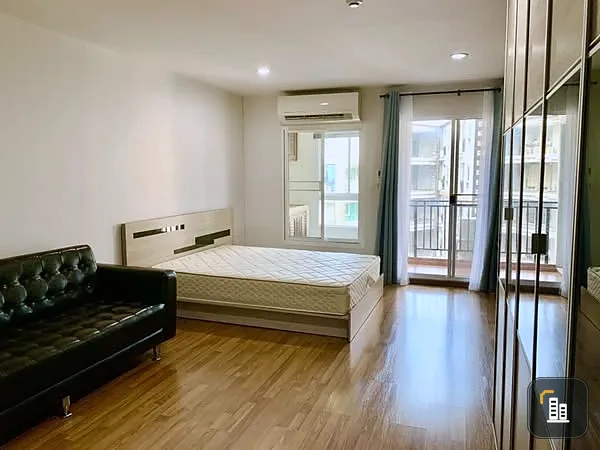 For sale: Regent Home 22 Sukhumvit 85, a nice room, good location, comes with a large sofa, comfortable to sit on, reserve now!
