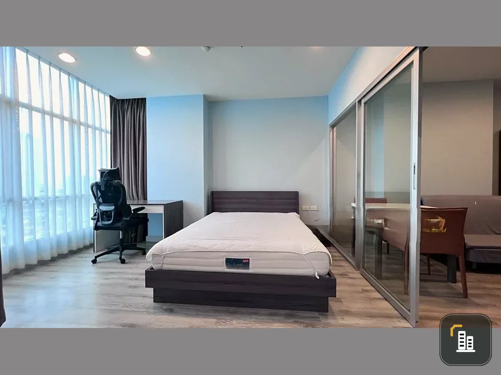 For rent!! Centric Sathorn-St. Louis Condo, beautiful room, fully furnished, ready to move in! Reserve now!!
