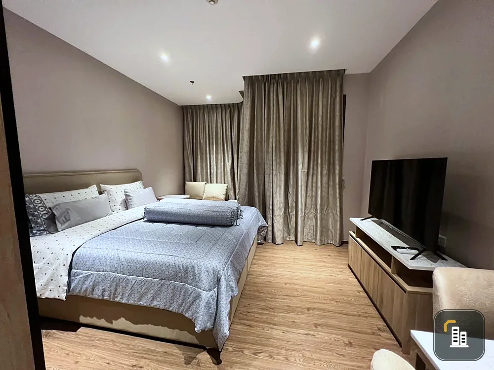 For rent ONCE PATTAYA 1 bedroom, 1 bathroom, good location, beautiful view of Pattaya city, reserve now.