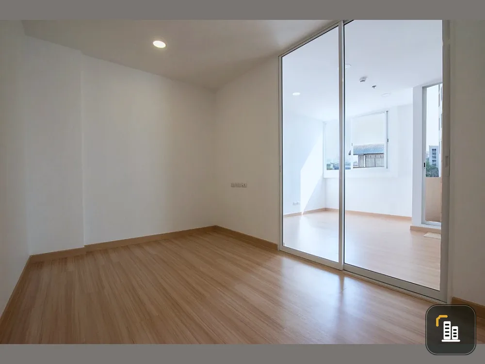 Chateau In Town Rama 8 for sale, empty room, good location, convenient transportation, room decoration lovers shouldn't miss, reserve now.