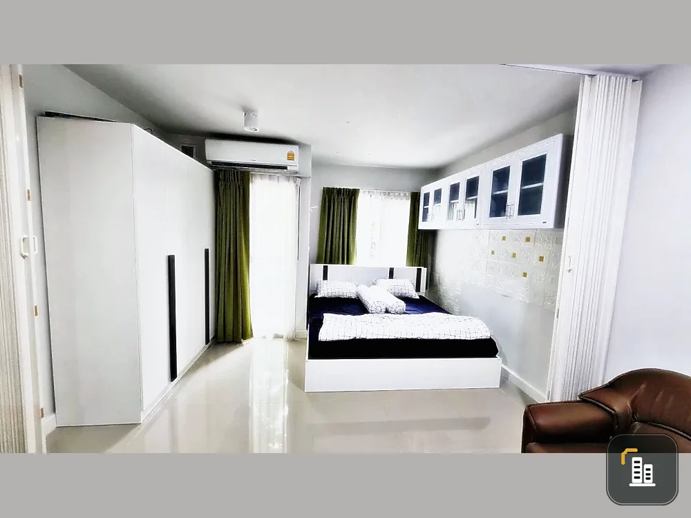 For sale or rent!! Iris Avenue On Nut - Wongwaen Condo, 5th floor, garden view, beautiful room, fully furnished, ready to move in. Reserve now!!