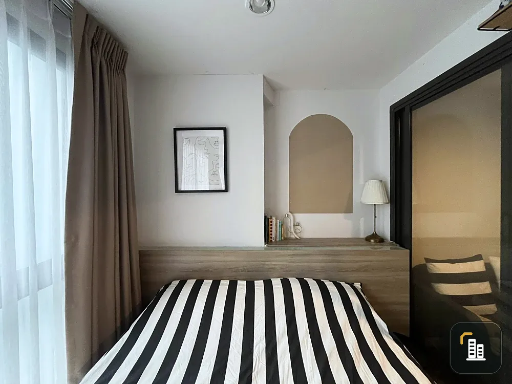 For sale: The Excel Hideaway Sukhumvit 50, corner room, not crowded, near the elevator, decorated in a controlled tone, good location, reserve now!