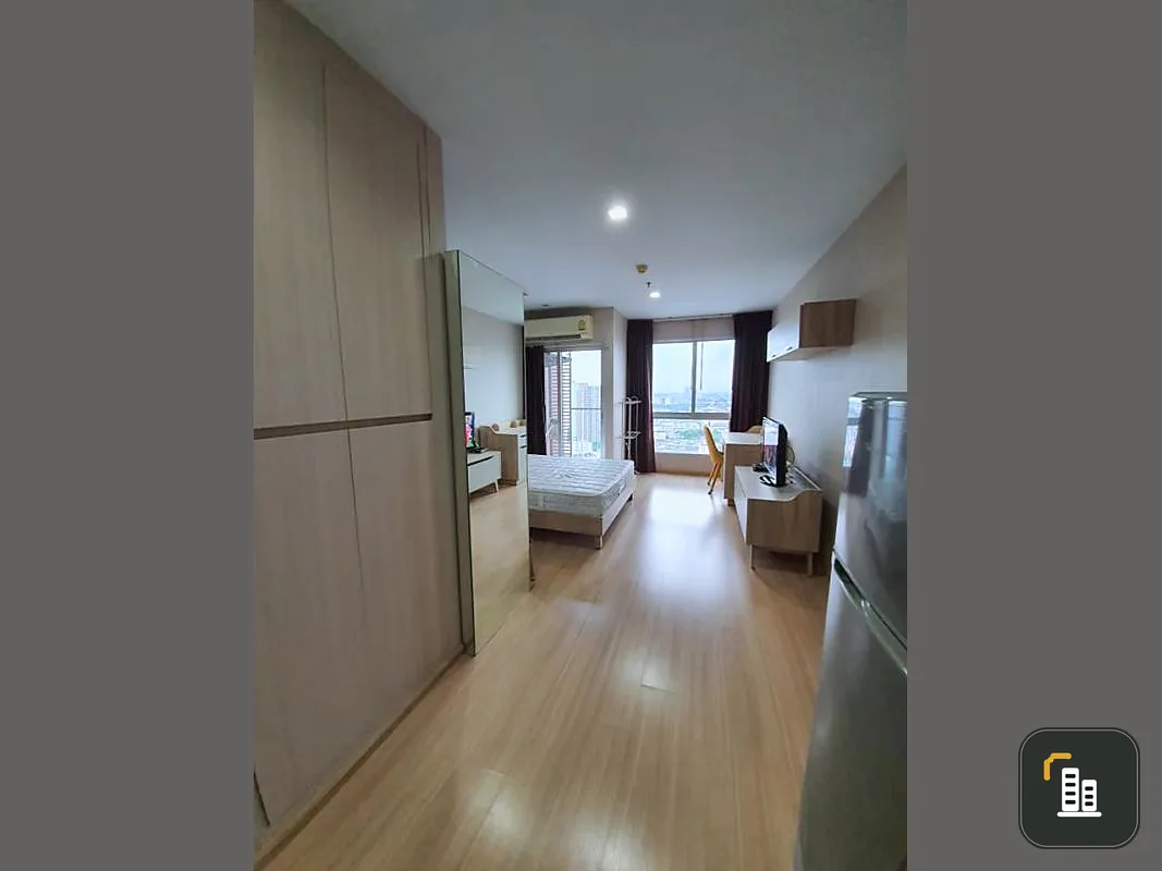 Sell Casa Condo Ratchada-Ratchaphruek, studio room, high floor, beautiful view. Good wind, peaceful, private. If you are slow, you will miss it.