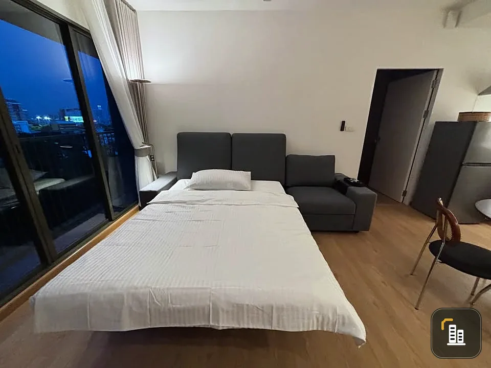 Condo for rent: Noble Solo, spacious room with plenty of usable space. Hurry and reserve now, don't miss the opportunity.