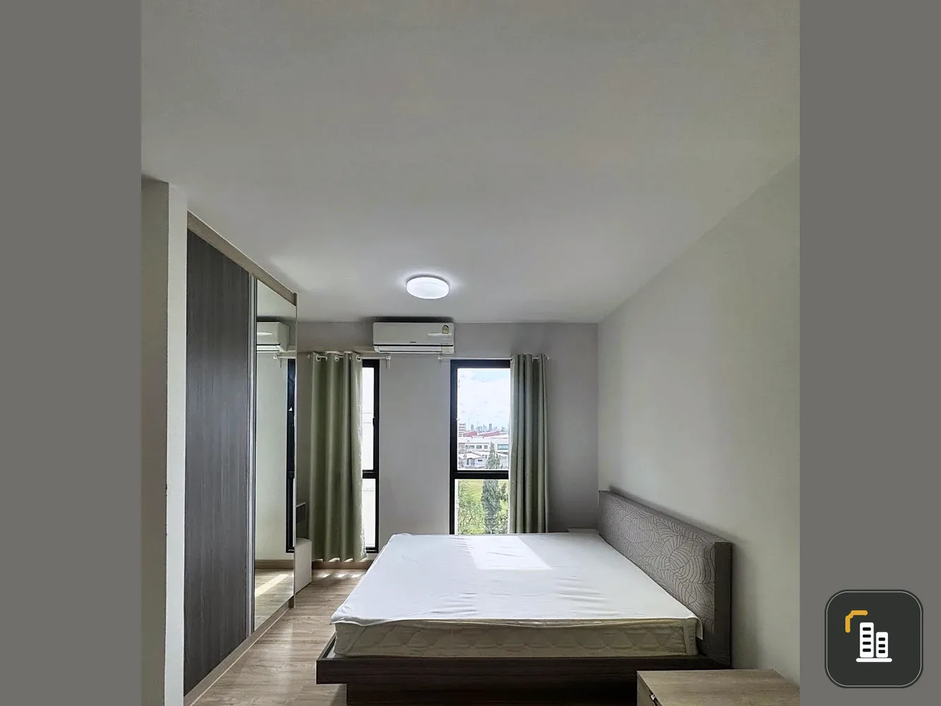 Unio Sukhumvit 72 for sale, nice room, good location, convenient transportation, comes with complete furniture, hurry and reserve now!