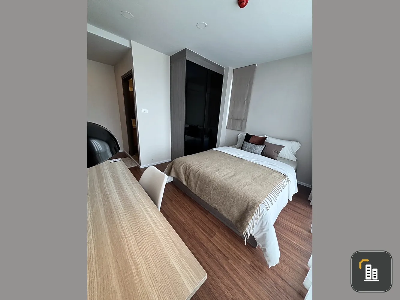 For rent at The Origin Ratchada Ladphrao, a large room, comfortable, comes with plenty of living space, everything you need is here. Reserve now!
