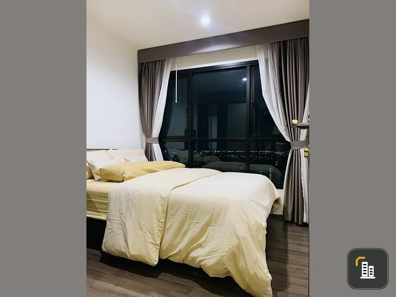 For rent: The Base Park West, very high floor, stunning river view, opposite Habito Mall, fully furnished, ready to move in.