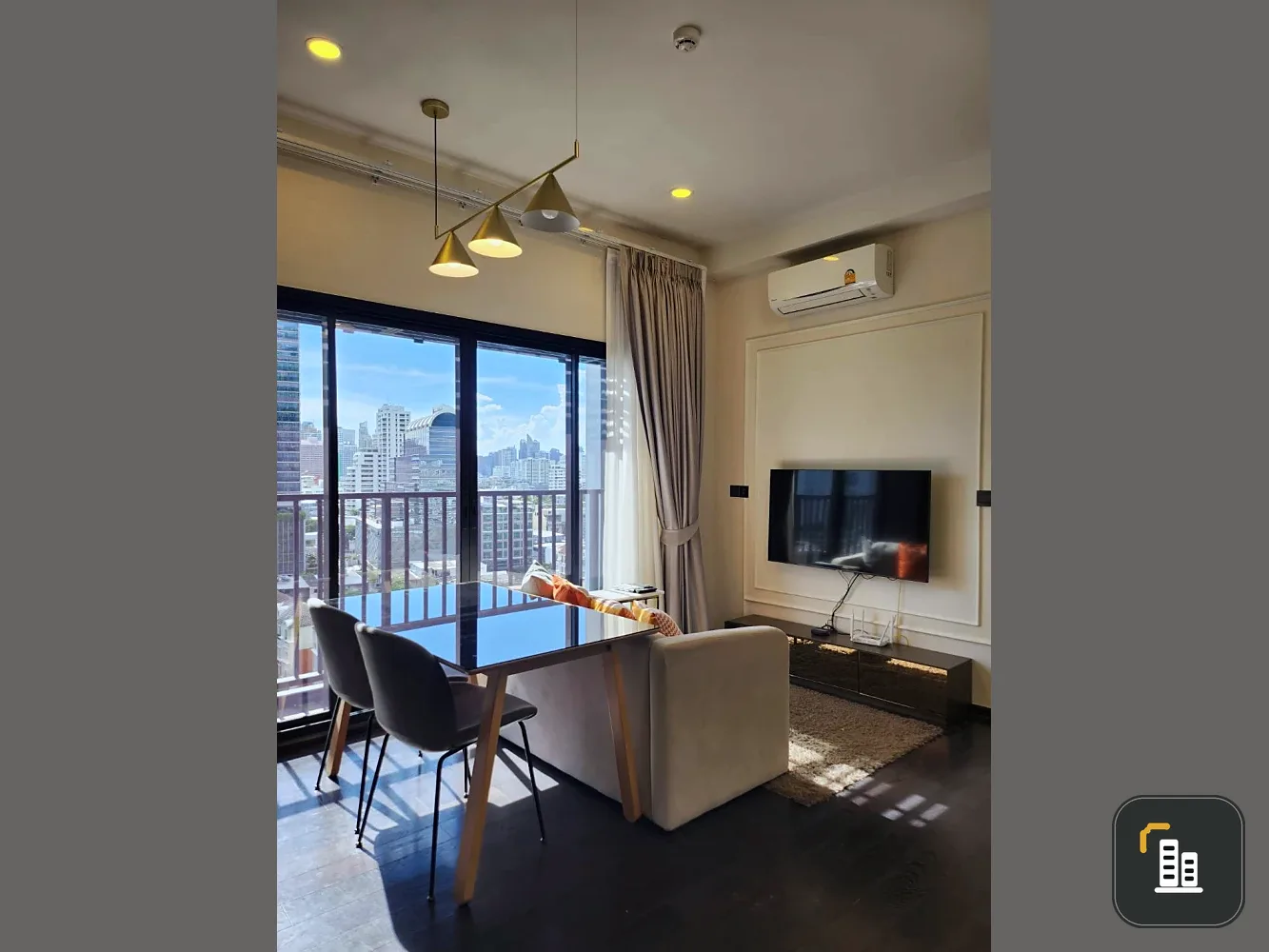 For rent: Luxury condo, Park Origin Thonglor, fully furnished, 2 bedrooms, 1 bathroom, just bring your belongings and move in!