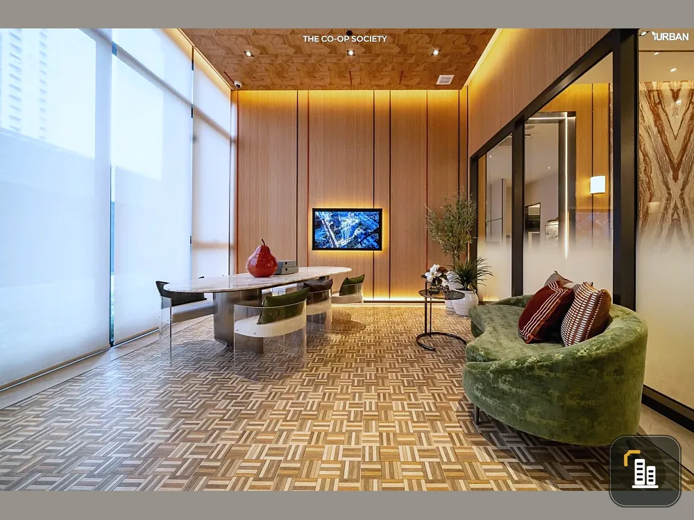 Condo for sale: Aspire Onnut Station. Corner room with privacy. Great price. Hurry and reserve now!