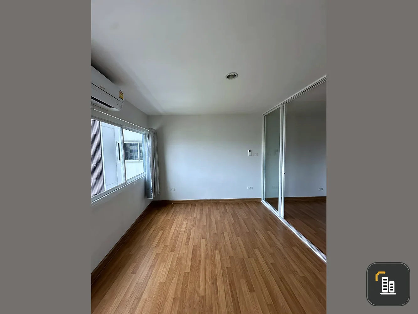 Condo for sale, Green Condo Suthisan, spacious room, comfortable living, hurry and reserve now!