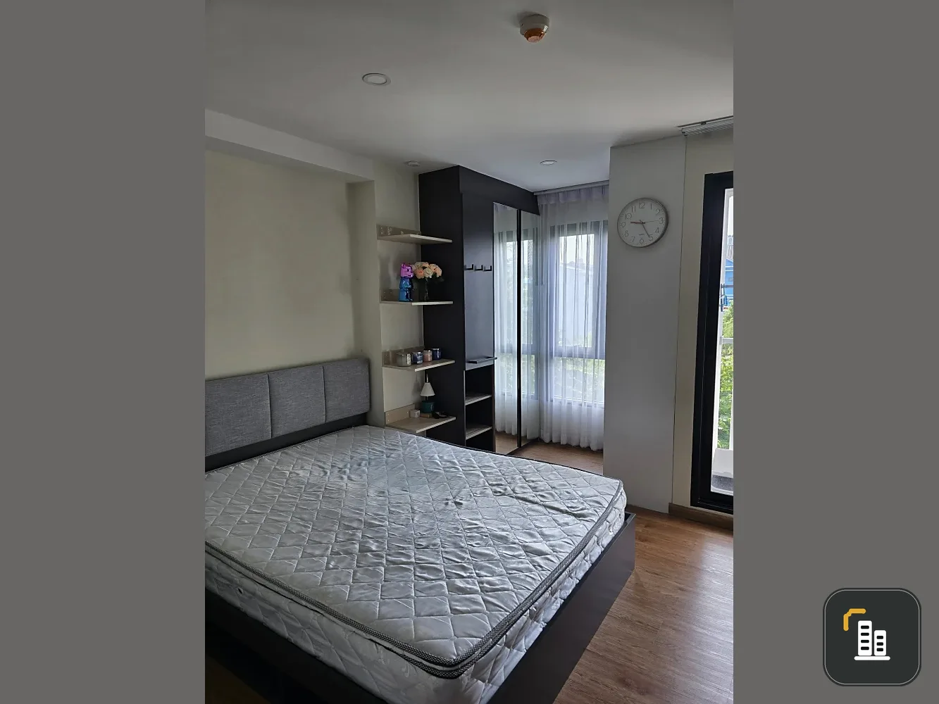 Condo for sale or rent: Arise Condo Ratchada 19, room with garage, 3rd floor, not high-rise, comes with a great price, buy quickly, don't miss out.