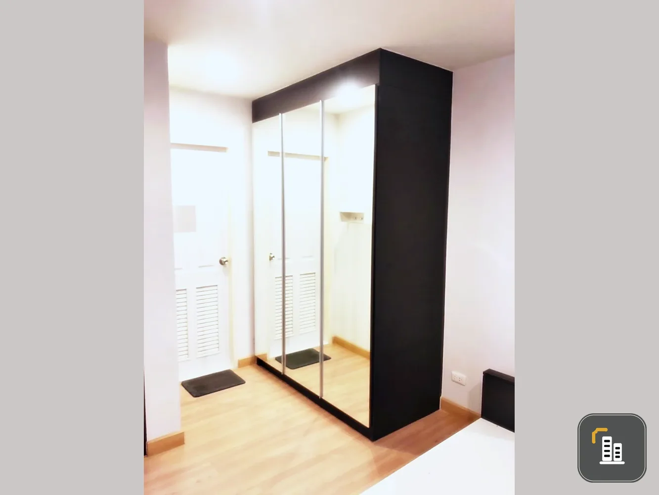 Urgent sale!! The Niche Mono Bangna, 8th floor, Building B, beautiful unit, fully furnished, ready to move in. Don't miss out!!